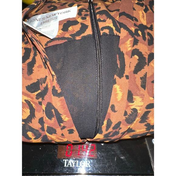 Vintage Jones New York Maxi Dress Women Size 8 Leopard Print Pleated Sleeveless - Picture 15 of 15